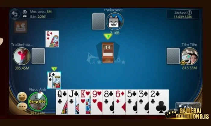 Phỏm Ric Mỗi ván Phỏm Ric có từ 2 đến 4 người tham gia.