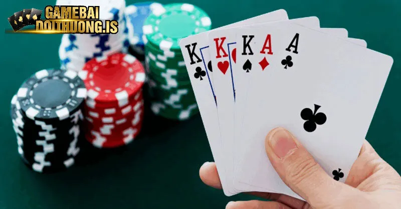 Quan sát kỹ lưỡng các đối thủ trước khi xuống tiền